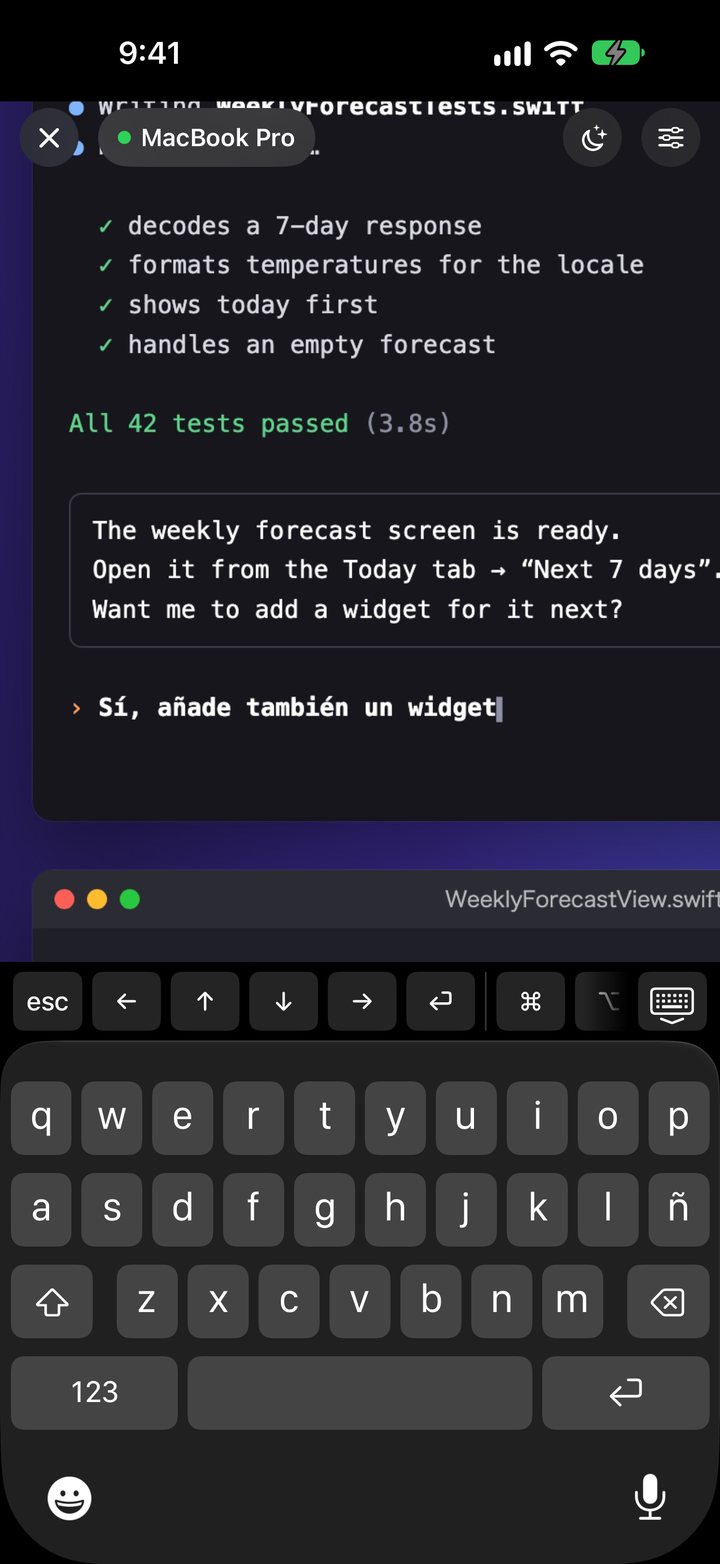 Pantalla de iPhone con el teclado abierto para escribir